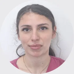 Portrait de Léa, assistante dentaire